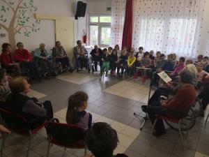 Najljubši gostje stanovalcev so šolarji 2